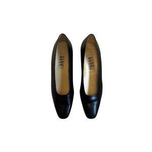 Classic Vintage Black Leather Ballet Heels - 7.5